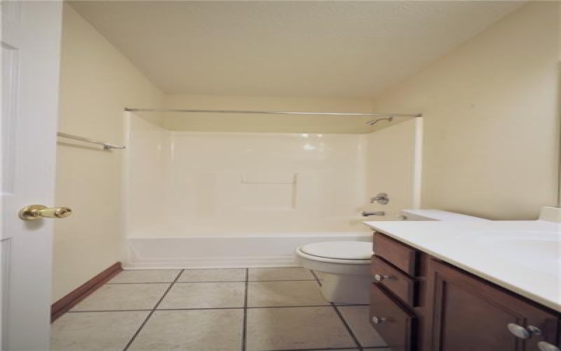 3005 Ironwood Cir, Jeannette, 15644, 3 Bedroom Bedrooms, ,2.1 BathroomBathrooms,Lease,For Rent,Ironwood Cir,1773447