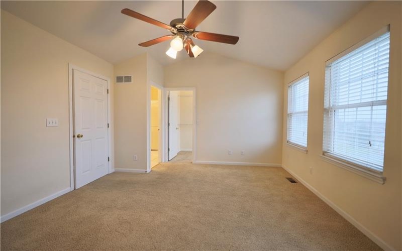 3005 Ironwood Cir, Jeannette, 15644, 3 Bedroom Bedrooms, ,2.1 BathroomBathrooms,Lease,For Rent,Ironwood Cir,1773447