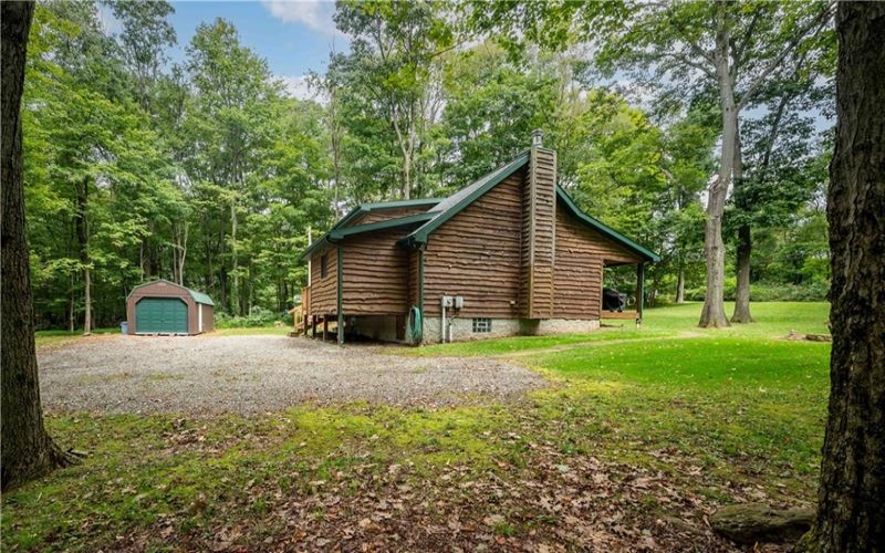 121 Apple St, Normalville, 15469, 2 Bedroom Bedrooms, 5 Room Rooms,1 BathroomBathrooms,Residential,For Sale,Apple St,1773471