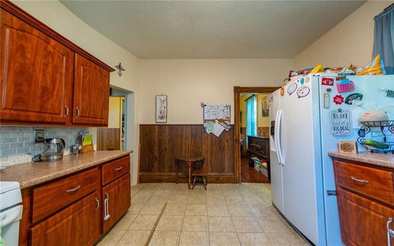 94 Center Ave, Burgettstown, 15021, 5 Bedroom Bedrooms, 9 Room Rooms,1 BathroomBathrooms,Residential,For Sale,Center Ave,1773494