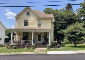 94 Center Ave, Burgettstown, 15021, 5 Bedroom Bedrooms, 9 Room Rooms,1 BathroomBathrooms,Residential,For Sale,Center Ave,1773494 94 Center Ave, Burgettstown, 15021, 5 Bedroom Bedrooms, 9 Room Rooms,1 BathroomBathrooms,Residential,For Sale,Center Ave,1773494