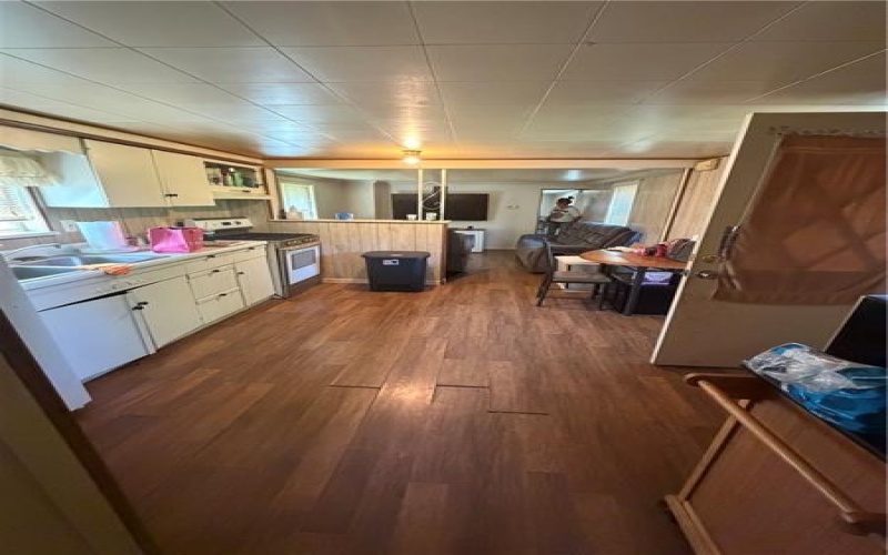 1134 Rostraver St., 15062, 15062, 2 Bedroom Bedrooms, 4 Room Rooms,1 BathroomBathrooms,Residential,For Sale,Rostraver St.,1773509
