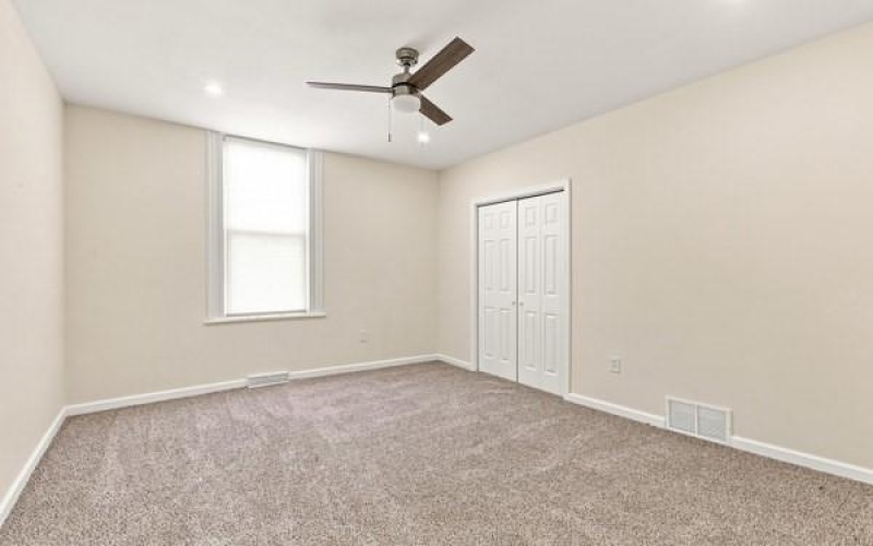 537 Edgewood Ave, Somerset, 15501, ,Multi-unit,For Sale,Edgewood Ave,1773520