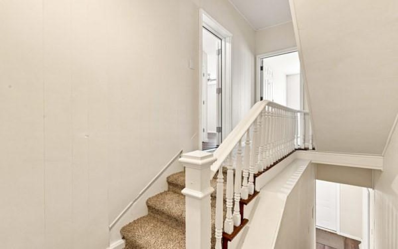 537 Edgewood Ave, Somerset, 15501, ,Multi-unit,For Sale,Edgewood Ave,1773520