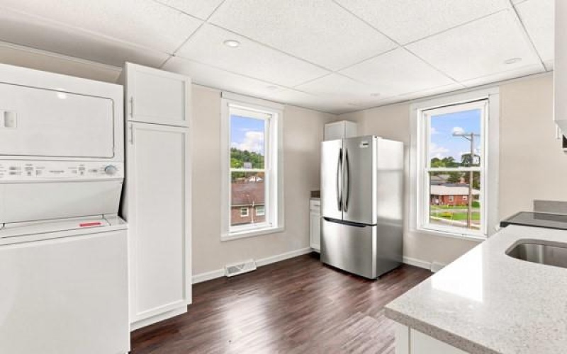 537 Edgewood Ave, Somerset, 15501, ,Multi-unit,For Sale,Edgewood Ave,1773520