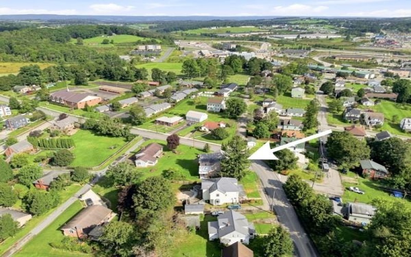 537 Edgewood Ave, Somerset, 15501, ,Multi-unit,For Sale,Edgewood Ave,1773520