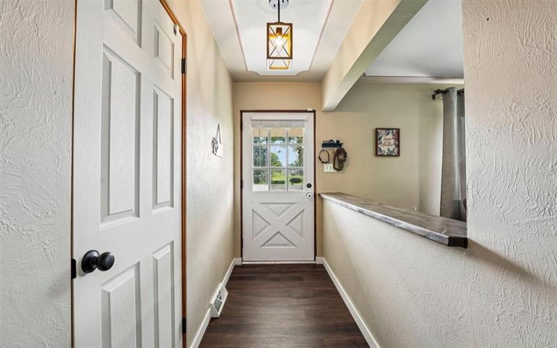 228 Walnut STREET, Houston, 15342, 3 Bedroom Bedrooms, 7 Room Rooms,2 BathroomBathrooms,Residential,For Sale,Walnut,1773543