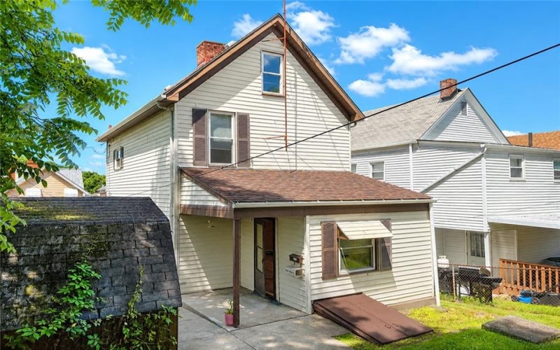 223 Orchard Ave, Canonsburg, 15317, 2 Bedroom Bedrooms, ,1 BathroomBathrooms,Lease,For Rent,Orchard Ave,1773555