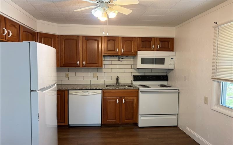 223 Orchard Ave, Canonsburg, 15317, 2 Bedroom Bedrooms, ,1 BathroomBathrooms,Lease,For Rent,Orchard Ave,1773555