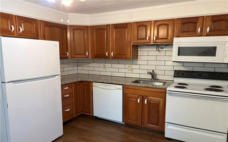 223 Orchard Ave, Canonsburg, 15317, 2 Bedroom Bedrooms, ,1 BathroomBathrooms,Lease,For Rent,Orchard Ave,1773555
