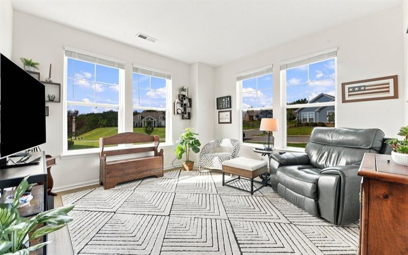 125 Village LANE, Finleyville, 15332, 2 Bedroom Bedrooms, 7 Room Rooms,2 BathroomBathrooms,Residential,For Sale,Village,1773572