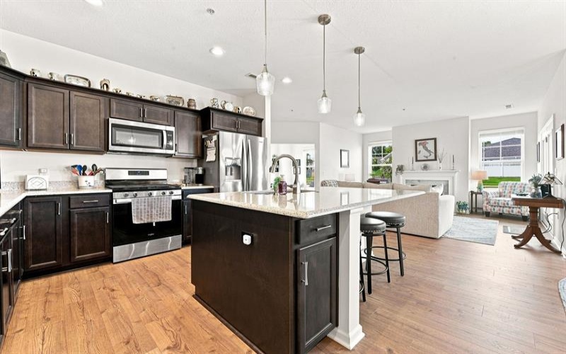 125 Village LANE, Finleyville, 15332, 2 Bedroom Bedrooms, 7 Room Rooms,2 BathroomBathrooms,Residential,For Sale,Village,1773572