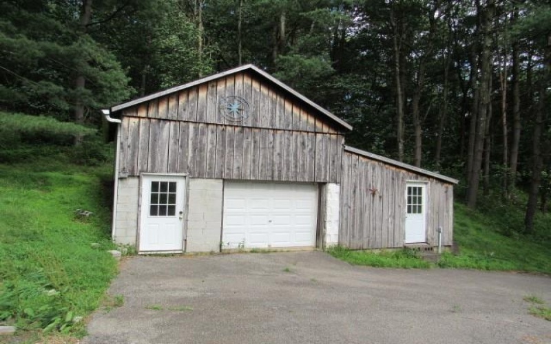 319 Miller Lane, Ruffs Dale, 15679, 3 Bedroom Bedrooms, 6 Room Rooms,1 BathroomBathrooms,Residential,For Sale,Miller Lane,1761721