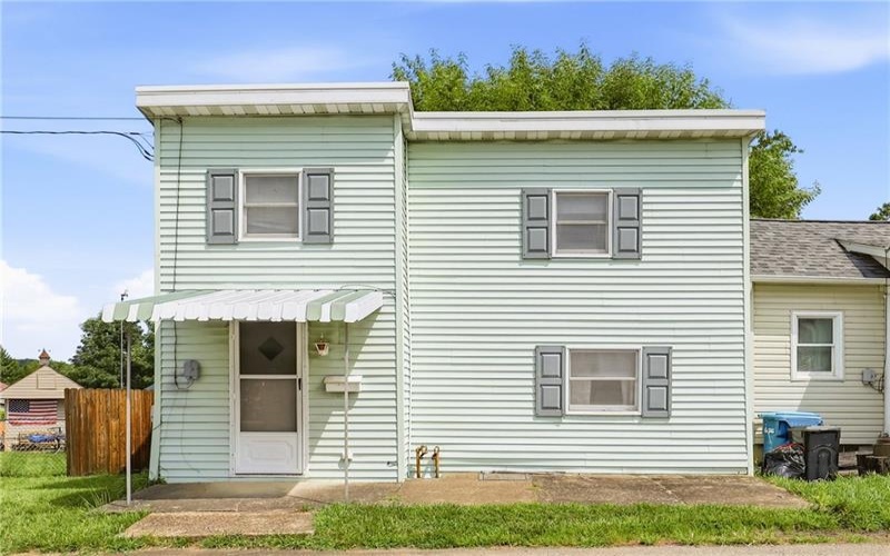 216 Vine St, Mount Pleasant, 15666, 2 Bedroom Bedrooms, ,1 BathroomBathrooms,Residential,For Sale,Vine St,1768676