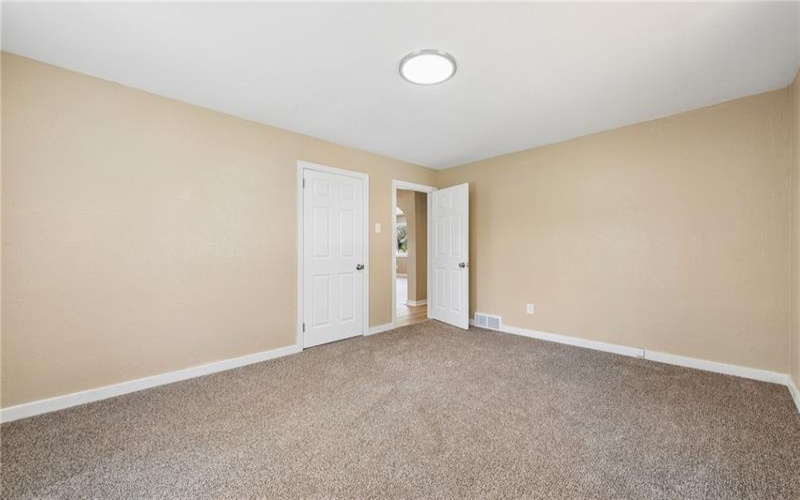 4533 Ridgeview Dr, Greensburg, 15601, 4 Bedroom Bedrooms, 10 Room Rooms,2 BathroomBathrooms,Residential,For Sale,Ridgeview Dr,1769464
