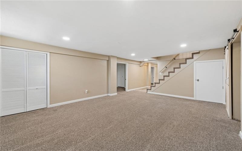 4533 Ridgeview Dr, Greensburg, 15601, 4 Bedroom Bedrooms, 10 Room Rooms,2 BathroomBathrooms,Residential,For Sale,Ridgeview Dr,1769464