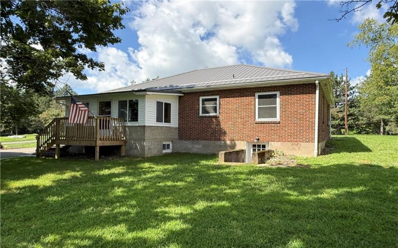 4533 Ridgeview Dr, Greensburg, 15601, 4 Bedroom Bedrooms, 10 Room Rooms,2 BathroomBathrooms,Residential,For Sale,Ridgeview Dr,1769464