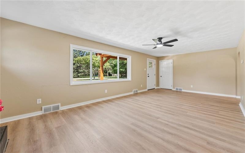 4533 Ridgeview Dr, Greensburg, 15601, 4 Bedroom Bedrooms, 10 Room Rooms,2 BathroomBathrooms,Residential,For Sale,Ridgeview Dr,1769464