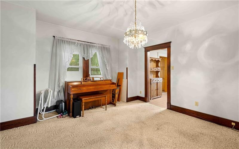 106 Arnold Ave, Houston, 15342, 3 Bedroom Bedrooms, 9 Room Rooms,1.1 BathroomBathrooms,Residential,For Sale,Arnold Ave,1773161