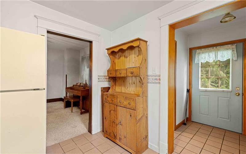 106 Arnold Ave, Houston, 15342, 3 Bedroom Bedrooms, 9 Room Rooms,1.1 BathroomBathrooms,Residential,For Sale,Arnold Ave,1773161