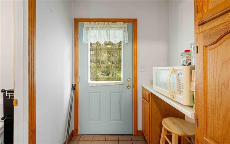 106 Arnold Ave, Houston, 15342, 3 Bedroom Bedrooms, 9 Room Rooms,1.1 BathroomBathrooms,Residential,For Sale,Arnold Ave,1773161