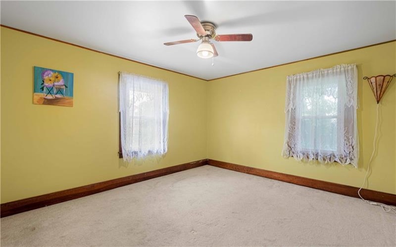 106 Arnold Ave, Houston, 15342, 3 Bedroom Bedrooms, 9 Room Rooms,1.1 BathroomBathrooms,Residential,For Sale,Arnold Ave,1773161