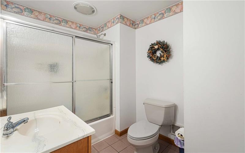 106 Arnold Ave, Houston, 15342, 3 Bedroom Bedrooms, 9 Room Rooms,1.1 BathroomBathrooms,Residential,For Sale,Arnold Ave,1773161