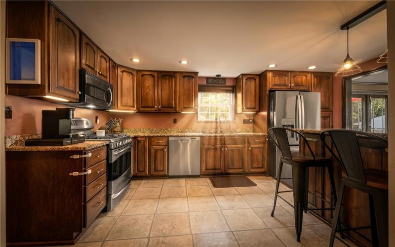 101 Emery Rd, Fredericktown, 15333, 3 Bedroom Bedrooms, 8 Room Rooms,2.1 BathroomBathrooms,Residential,For Sale,Emery Rd,1773386