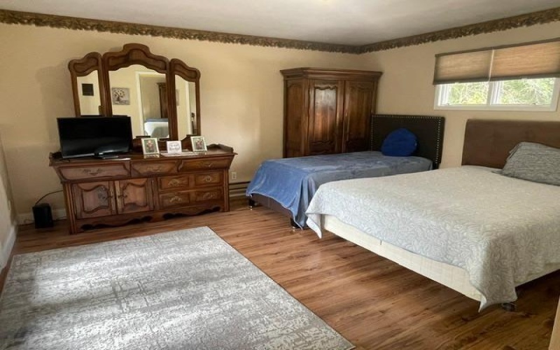 581 TIPPECANOE RD, Smock, 15480, 3 Bedroom Bedrooms, 11 Room Rooms,2 BathroomBathrooms,Residential,For Sale,TIPPECANOE RD,1773455
