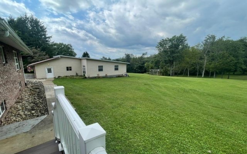 581 TIPPECANOE RD, Smock, 15480, 3 Bedroom Bedrooms, 11 Room Rooms,2 BathroomBathrooms,Residential,For Sale,TIPPECANOE RD,1773455