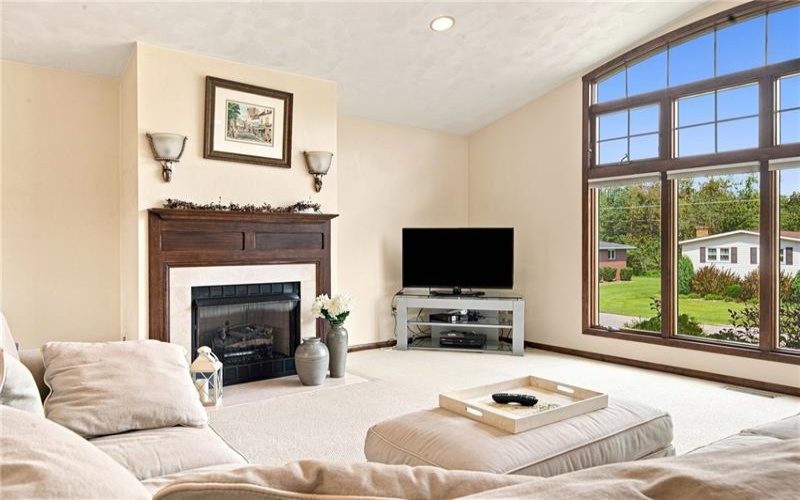 338 Evergreen Dr, Mt Pleasant, 15666, 3 Bedroom Bedrooms, ,2 BathroomBathrooms,Residential,For Sale,Evergreen Dr,1773548