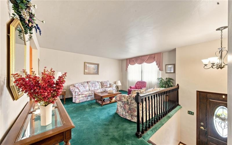 338 Evergreen Dr, Mt Pleasant, 15666, 3 Bedroom Bedrooms, ,2 BathroomBathrooms,Residential,For Sale,Evergreen Dr,1773548