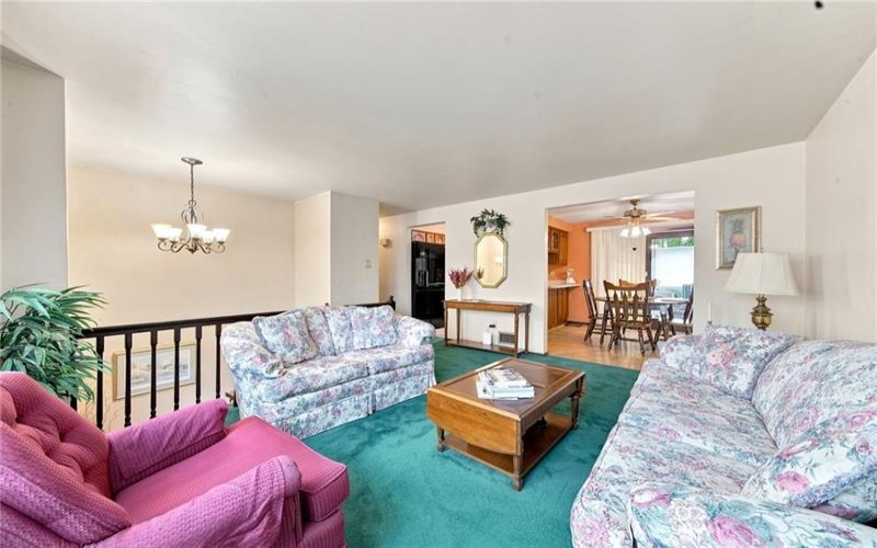 338 Evergreen Dr, Mt Pleasant, 15666, 3 Bedroom Bedrooms, ,2 BathroomBathrooms,Residential,For Sale,Evergreen Dr,1773548