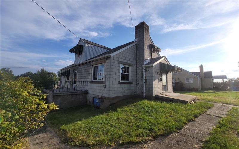 2634 Chambers St, Lower Burrell, 15068, 3 Bedroom Bedrooms, 8 Room Rooms,1 BathroomBathrooms,Residential,For Sale,Chambers St,1773596