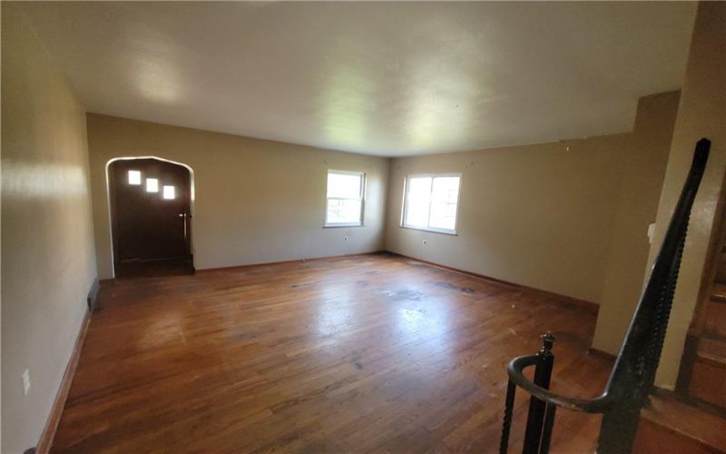 2634 Chambers St, Lower Burrell, 15068, 3 Bedroom Bedrooms, 8 Room Rooms,1 BathroomBathrooms,Residential,For Sale,Chambers St,1773596
