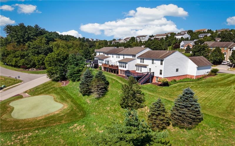 2007 Overlook Ct, Canonsburg, 15317, 3 Bedroom Bedrooms, 10 Room Rooms,2.2 BathroomBathrooms,Residential,For Sale,Overlook Ct,1773610