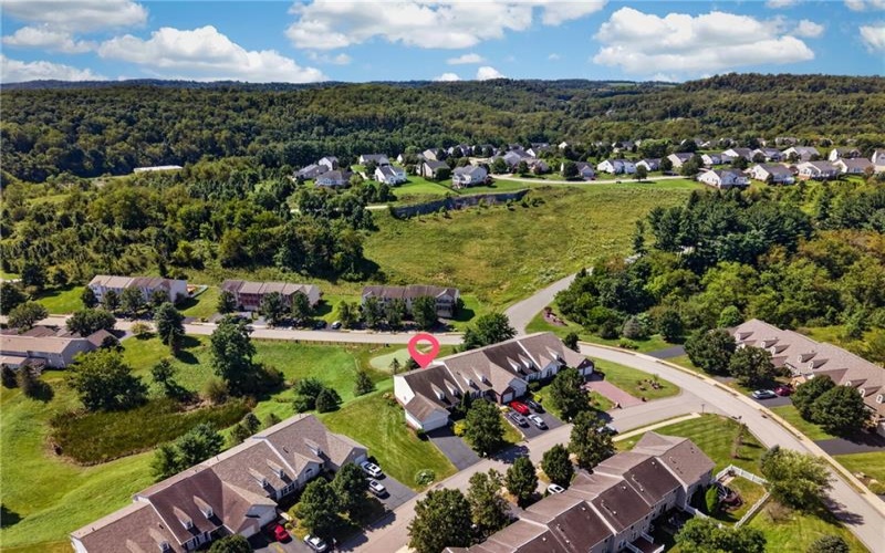 2007 Overlook Ct, Canonsburg, 15317, 3 Bedroom Bedrooms, 10 Room Rooms,2.2 BathroomBathrooms,Residential,For Sale,Overlook Ct,1773610