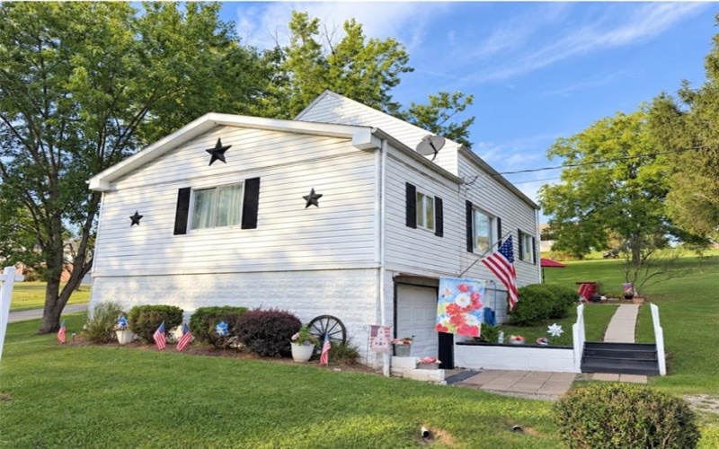 9 Mill St. Extension, New Salem, 15468, 3 Bedroom Bedrooms, 7 Room Rooms,1 BathroomBathrooms,Residential,For Sale,Mill St. Extension,1773615