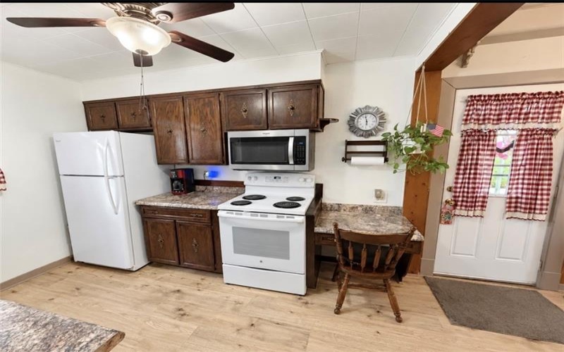 9 Mill St. Extension, New Salem, 15468, 3 Bedroom Bedrooms, 7 Room Rooms,1 BathroomBathrooms,Residential,For Sale,Mill St. Extension,1773615