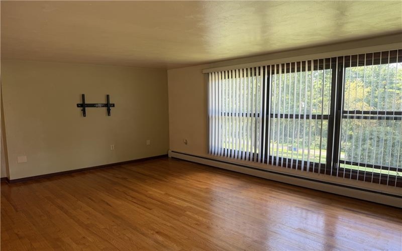 311 Whitetail Ln, Greensburg, 15601, 3 Bedroom Bedrooms, 10 Room Rooms,2 BathroomBathrooms,Residential,For Sale,Whitetail Ln,1773635