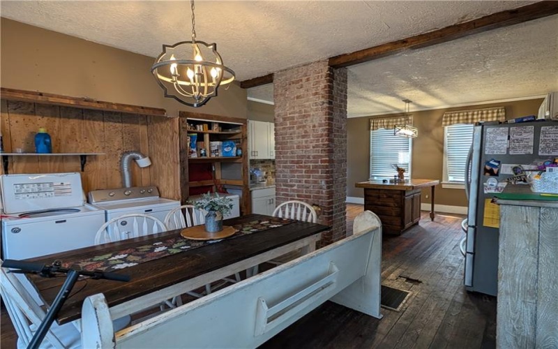 800 Lincoln Ave, Charleroi, 15022, 6 Bedroom Bedrooms, ,3 BathroomBathrooms,Residential,For Sale,Lincoln Ave,1773650