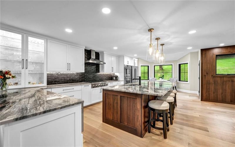 429 Church Hill Rd, Venetia, 15367, 4 Bedroom Bedrooms, 12 Room Rooms,2.2 BathroomBathrooms,Residential,For Sale,Church Hill Rd,1773673