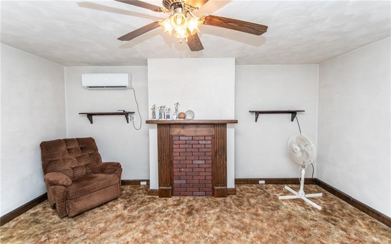 254 Little Summit Rd, Dunbar, 15431, 3 Bedroom Bedrooms, ,1 BathroomBathrooms,Residential,For Sale,Little Summit Rd,1773676