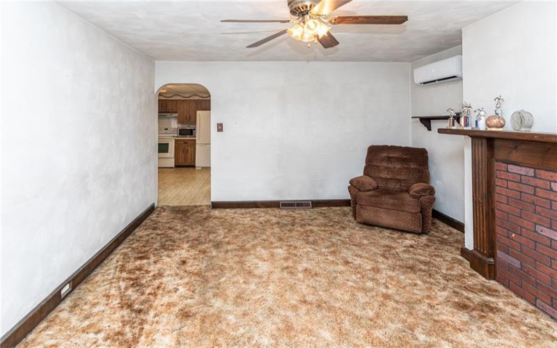 254 Little Summit Rd, Dunbar, 15431, 3 Bedroom Bedrooms, ,1 BathroomBathrooms,Residential,For Sale,Little Summit Rd,1773676