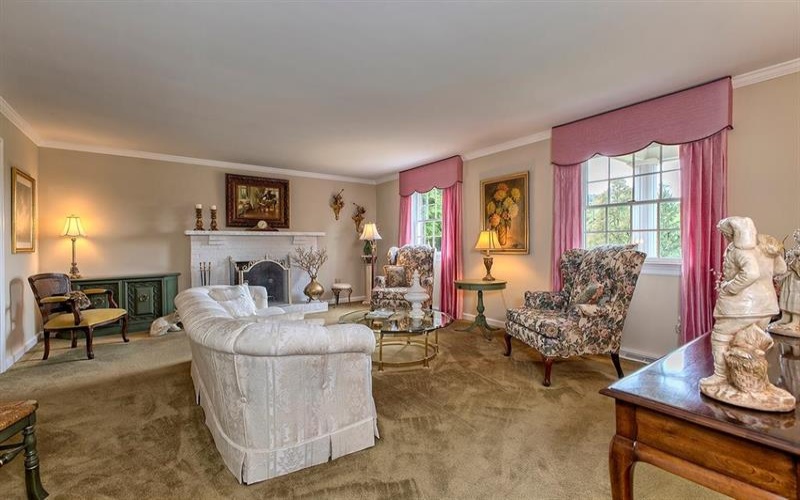 313 Patterson Lane, Rostraver Township, 15012, 3 Bedroom Bedrooms, 9 Room Rooms,1.1 BathroomBathrooms,Residential,For Sale,Patterson Lane,1773682