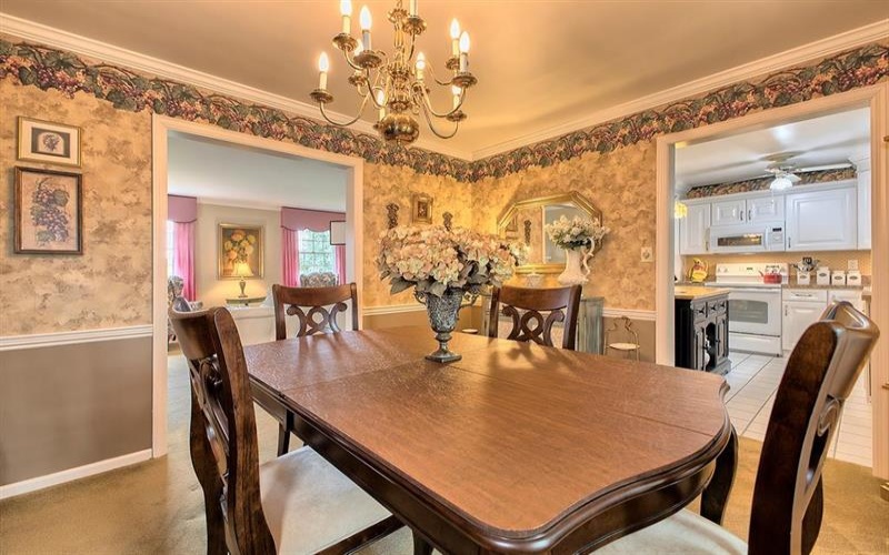 313 Patterson Lane, Rostraver Township, 15012, 3 Bedroom Bedrooms, 9 Room Rooms,1.1 BathroomBathrooms,Residential,For Sale,Patterson Lane,1773682