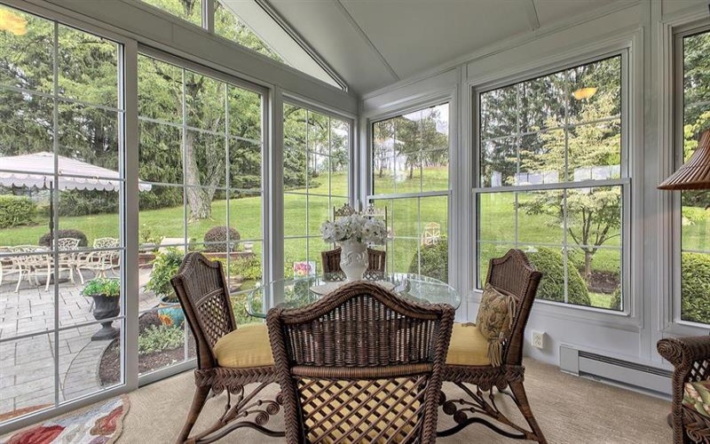 313 Patterson Lane, Rostraver Township, 15012, 3 Bedroom Bedrooms, 9 Room Rooms,1.1 BathroomBathrooms,Residential,For Sale,Patterson Lane,1773682