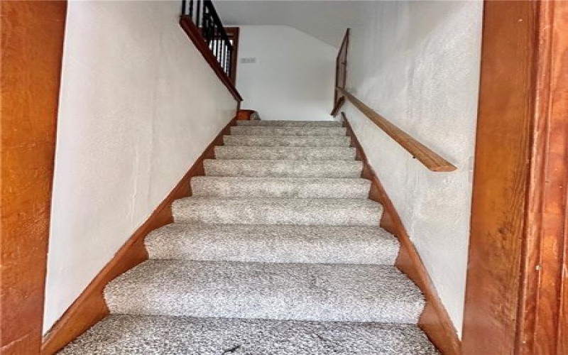 606 5th St, Youngwood, 15697, 4 Bedroom Bedrooms, 8 Room Rooms,1.1 BathroomBathrooms,Residential,For Sale,5th St,1773687