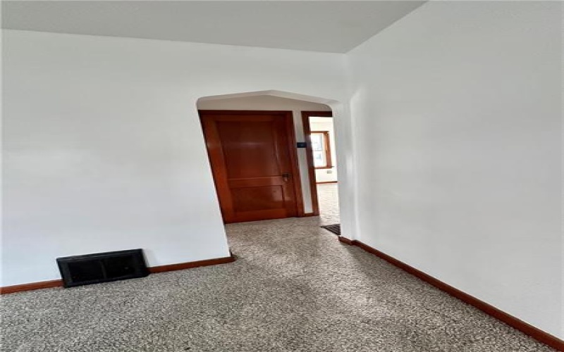 606 5th St, Youngwood, 15697, 4 Bedroom Bedrooms, 8 Room Rooms,1.1 BathroomBathrooms,Residential,For Sale,5th St,1773687