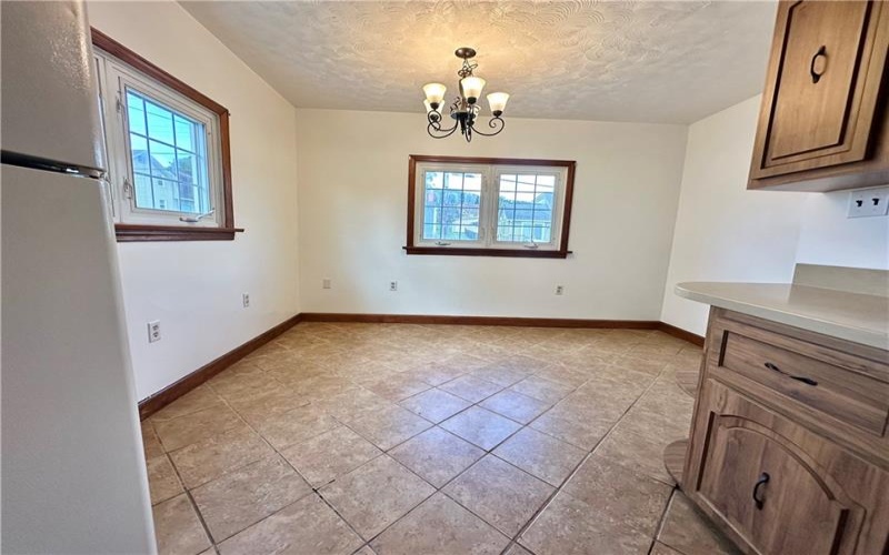 606 5th St, Youngwood, 15697, 4 Bedroom Bedrooms, 8 Room Rooms,1.1 BathroomBathrooms,Residential,For Sale,5th St,1773687